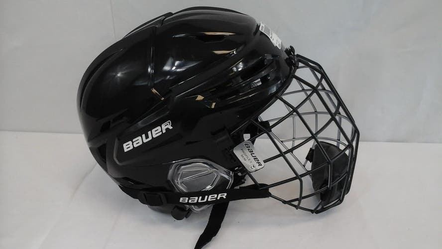 Used Bauer Re-akt 95 Lg Ice Hockey Helmets