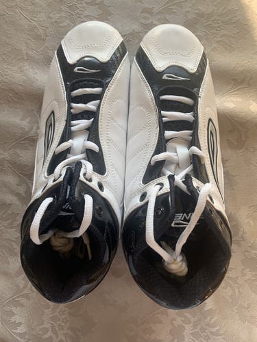 Brine lacrosse cleats