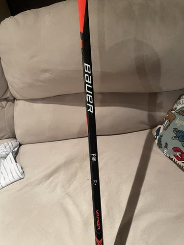 Senior Left Hand  Vapor FlyLite Hockey Stick