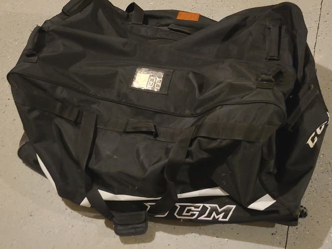 Huge CCM Goalie Bag with wheels!