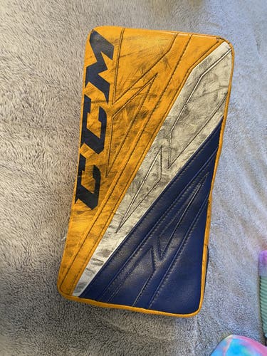 CCM Eflex 4 Pro Stock Senior FULL RIGHT glove and blocker