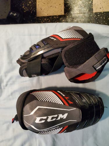 Senior Used Medium CCM JetSpeed FT370 Elbow Pads