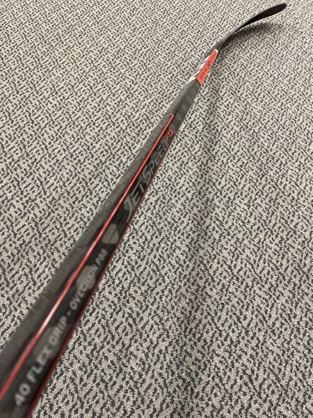CCM Jetspeed Ft3 40 flex P88 curve left hand hockey stick