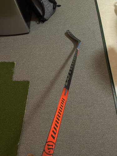 Senior Left Hand Toe Pattern  Covert QRE10 Hockey Stick