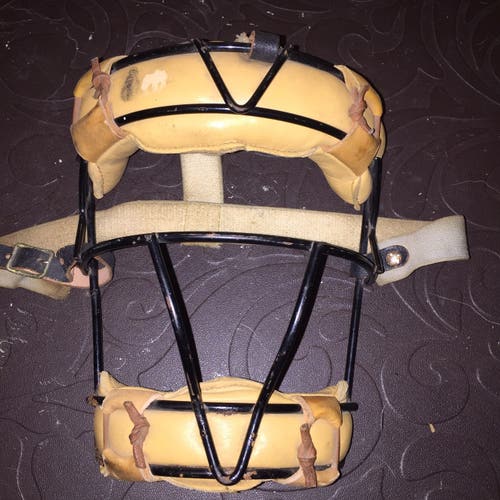 Adult Rawlings Catcher's Mask