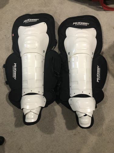 Lacrosse box lacrosse leg guards - McKenney Cat 3 18”