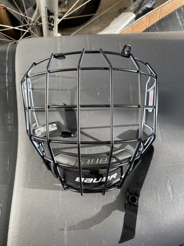 Brand new Bauer Profile ll Oreo medium cage