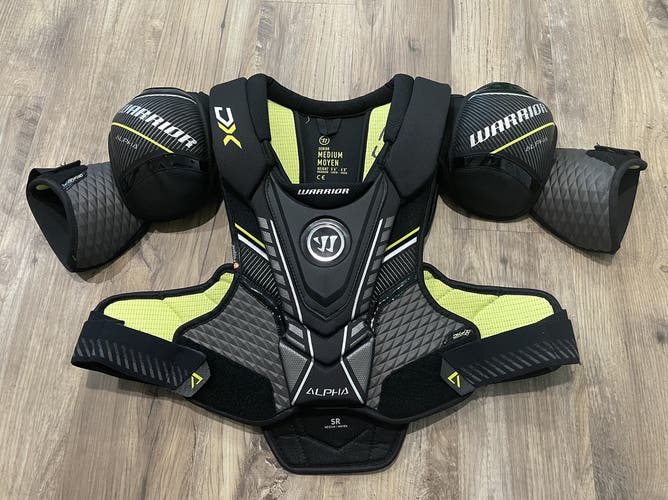 Warrior Alpha DX Shoulder Pads Senior Medium