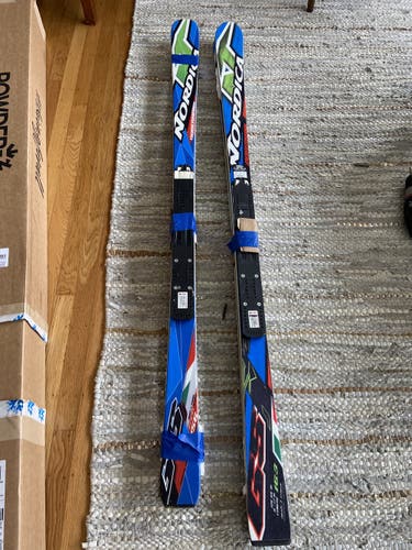 Used Nordica Racing Dobermann GSJ 156 &163 Skis Without Bindings (Two Pair)