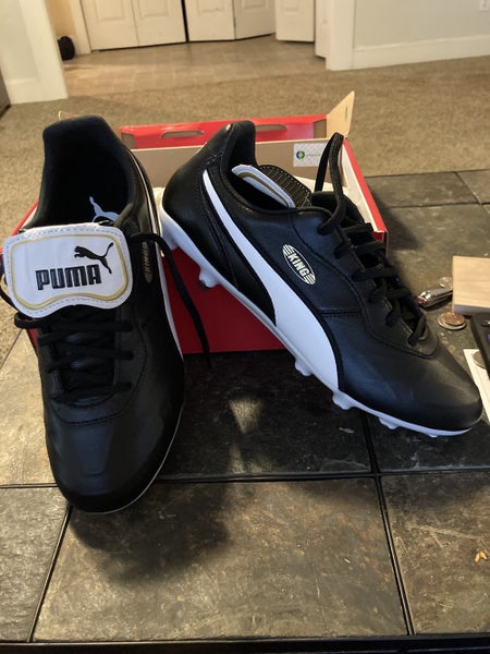 Black Men's Size 8.0 (Women's 9.0) Puma King Cleats