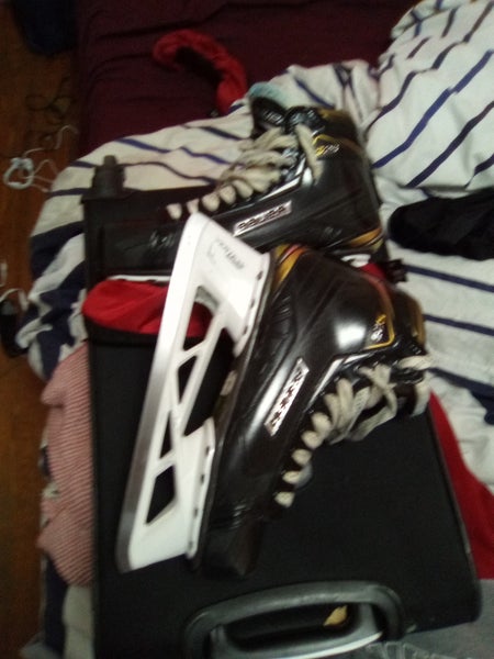 Senior Used Bauer Supreme S29 Goalie Skates Regular Width Pro Stock Size 9.5