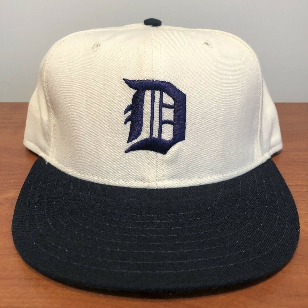 VINTAGE Detroit Tigers Hat Cap Size 7 Fitted Blue MLB Baseball New Era USA  90s