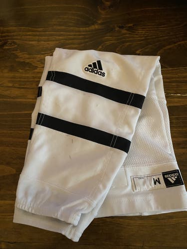 Adidas White NCAA Game-Worn hockey socks Size Medium