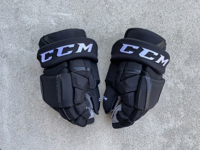 Black Used CCM 14" HG12 Gloves