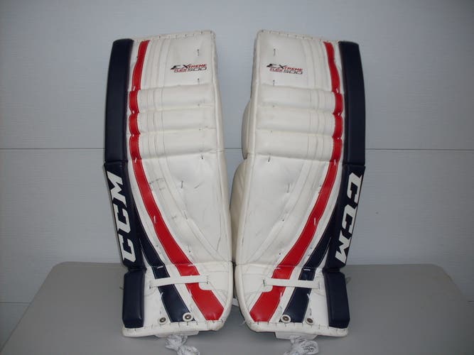 White Used Senior 32" CCM Extreme Flex 500 Goalie Leg Pads