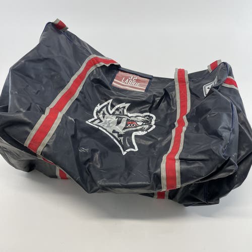 Used Navy Warrior Hartford Wolfpack Hockey Bag | t135