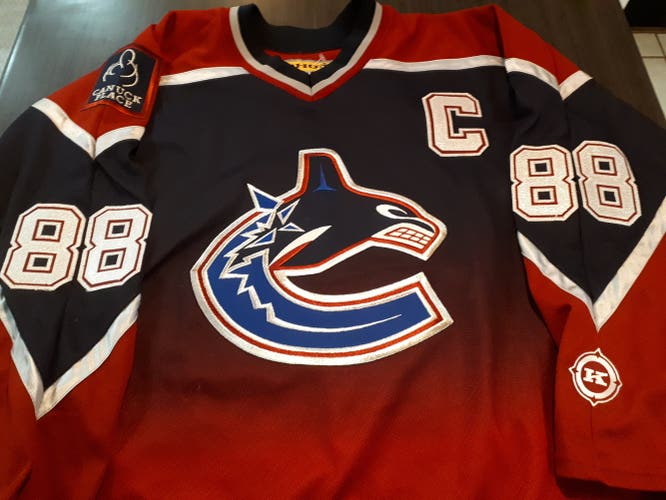 Vancouver Canucks 2001-2005 Alternate Koho Authentic XXL Jersey