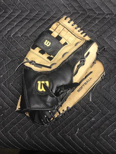 Wilson A360 Brown Right Hand Throw 13" A360 Softball Glove
