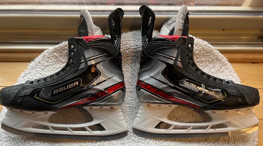 Senior Bauer Regular Width  Size 6 Vapor 2X Pro Hockey Skates