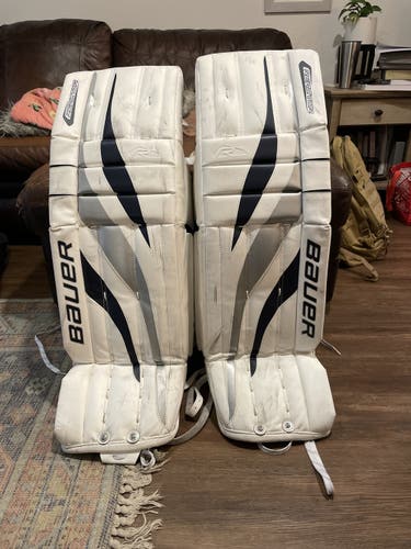 White Senior 36" Bauer Reactor 2000 Goalie Leg Pads