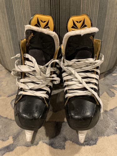 6.5 Bauer S180 Skates