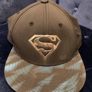 SUPERMAN youth Under Armour baseball hat