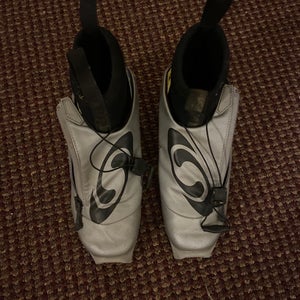 Salomon Cross Country Classic Carbon Pro Ski Boots Size 4.5