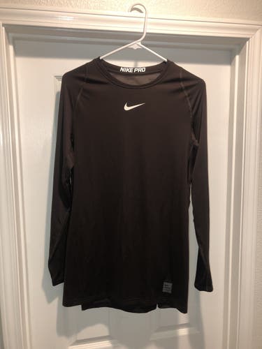 Padres Brown NIKE Pro Combat compression long-sleeve shirt (XL)