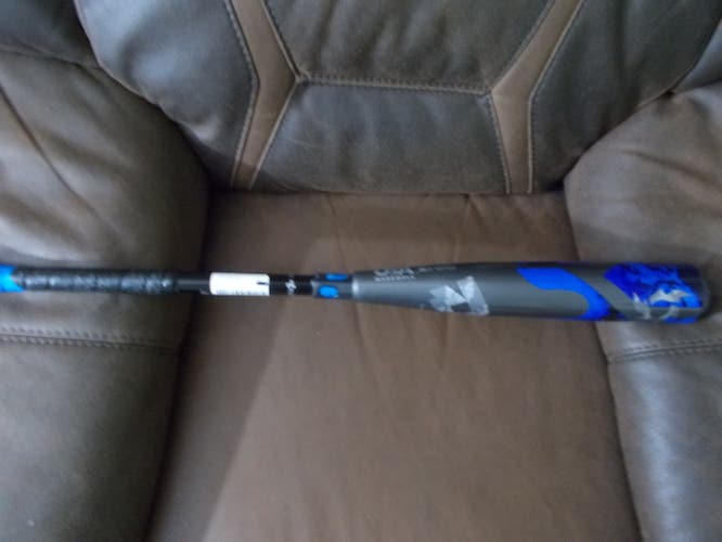 New Kid Pitch (9YO-13YO) 2021 DeMarini Voodoo Bat (-5) 26 oz 31"