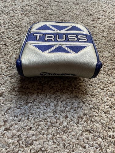 Taylormade Truss mallet putter head cover