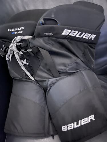 Black Junior New Large Bauer Nexus N9000 Hockey Pants
