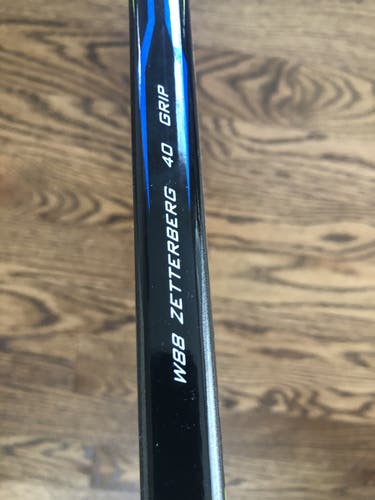 New Warrior Alpha QX Pro Grip Hockey Stick 40 Flex LH Zetterberg Pattern