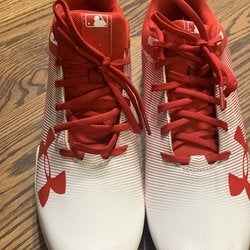 Red Men's Molded Cleats Under Armpit