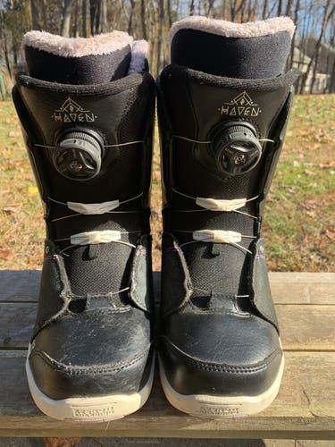 K2 Haven Snowboard Boots (women’s Size 7.0)