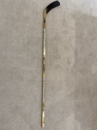 Easton Synergy Grip Gold Hockey Stick SR LH Pro Wesley Curve Autographed 62.5”