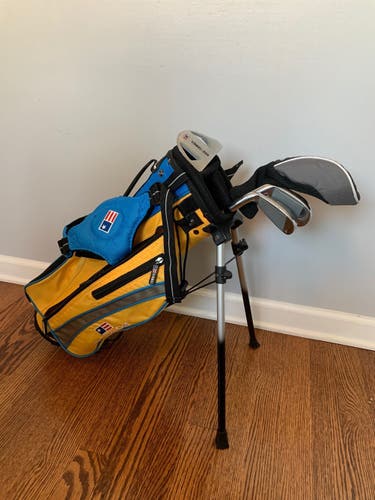 Used U.S. Kids Golf Right Hand Ultra Light 42" 4-Club Stand Bag Set WT-25 Clubs, Yellow/Blue Bag