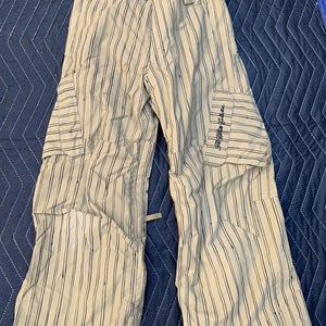 Boys Burton Pants Size Medium the White Collection