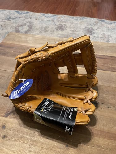 Mizuno Global Elite Baseball Glove 11.5in NWT!! Rare Glove Tough To Find Now