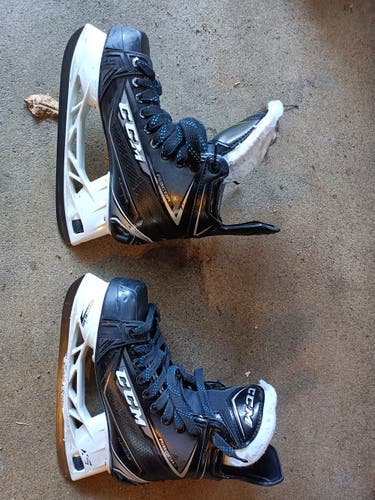 Senior Used CCM RibCor 78K Hockey Skates Size 6.5