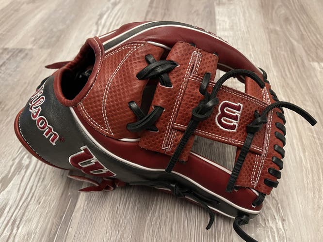 Wilson A2K Baseball Glove