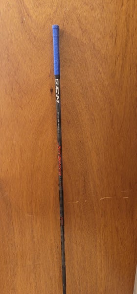Used Intermediate CCM Right Handed JetSpeed FT3 Pro Hockey Stick
