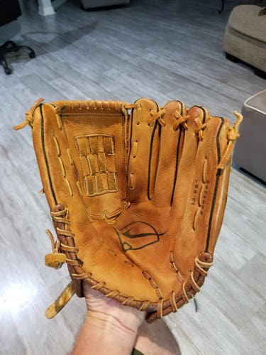 Nike KDR1300 Diamond Ready 13" Softball Glove