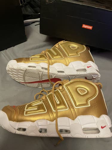 Nike Air uptempo supreme gold size 13s