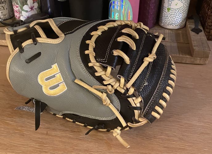 Gray Adult Catcher's 33.5" A2000 Baseball Glove