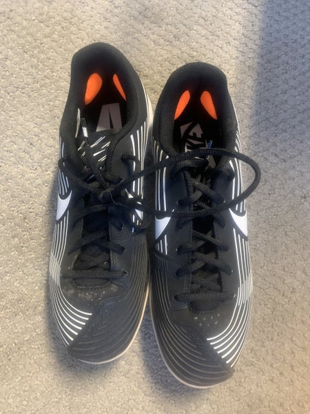Nike Hyperdiamond 3 Softball Cleats-Women's Size 9.5 (Used once)