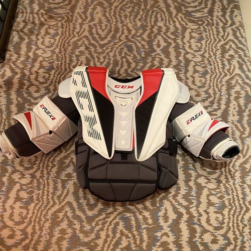 CCM eflex 5 pro chest protector