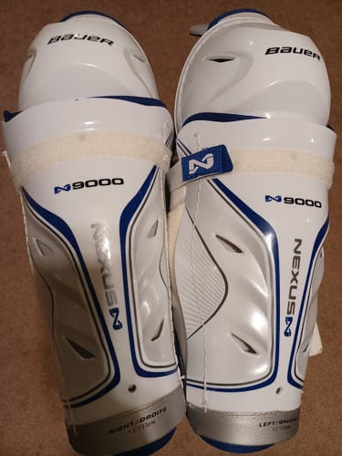Senior Bauer  Nexus N9000 Shin Pads