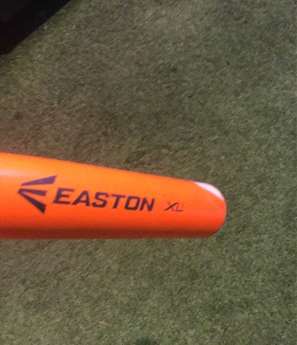 Easton Used (-8) 31" 2 3/4" Barrel USSSA Certified Bat