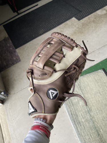 Akadema Torino Series ADT57 First Base Mitt 13”