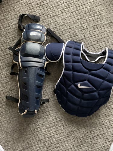 Nike Pro Catcher's Set